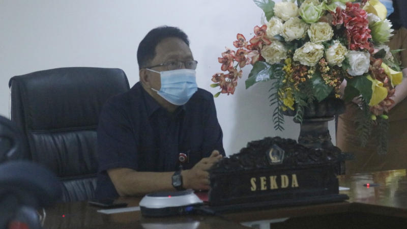 Wakili Gubernur, Sekprov Edwin Silangen dengar Arahan Menteri Terkait Vaksinasi COVID-19