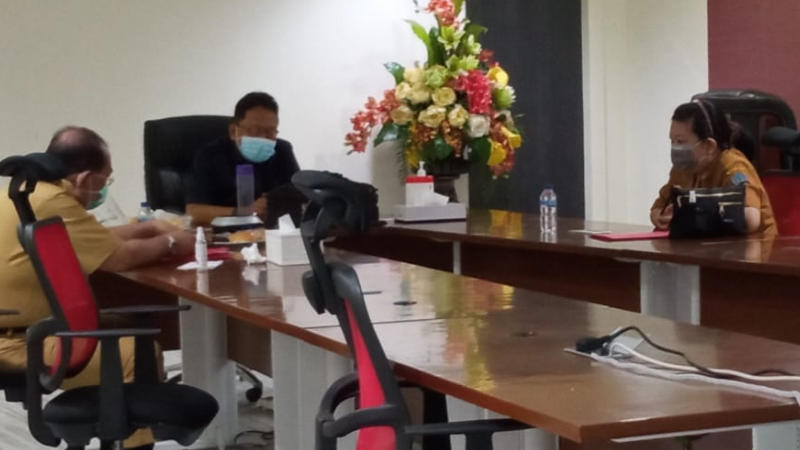 Wakili Gubernur, Sekprov Edwin Silangen dengar Arahan Menteri Terkait Vaksinasi COVID-19