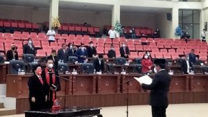 Agustien Kambey Resmi Gantikan Andrei Angouw