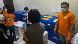 Tiba Pukul 10.45, Vaksin Dikawal Penuh Pihak Keamanan