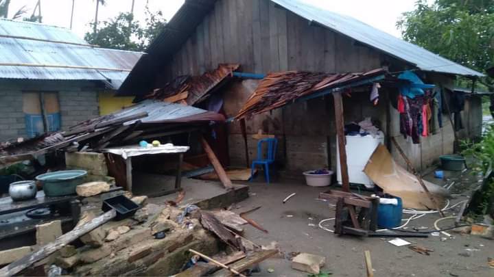 Angin Kencang Porak-porandakan Tiga Rumah Warga di Desa Kuala Utara
