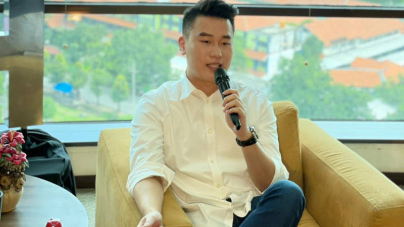 Ken Sugijanto, Dosen dan Travel Influencer Asal Surabaya yang Telah Berkolaborasi dengan Lebih 50 Hotel di Bali