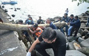 Pemkab Sangihe Bersama TNI-Polri dan Instansi Vertikal Lainnya Gelar Kerja Bakti Peringati HPSN 2021