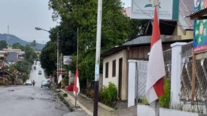 Sinyo Harry Sarundajang Tutup Usia, Minahasa Tenggara Kibarkan Bendera Setengah Tiang