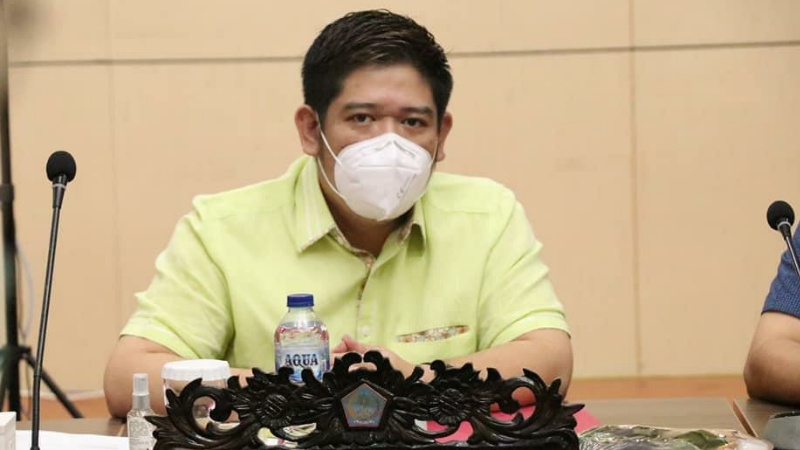 Sesepuh Kritik Kepemimpinan Christiany Paruntu Cs, Raski Mokodompit: Mari Kita Bicarakan Secara Kekaryaan