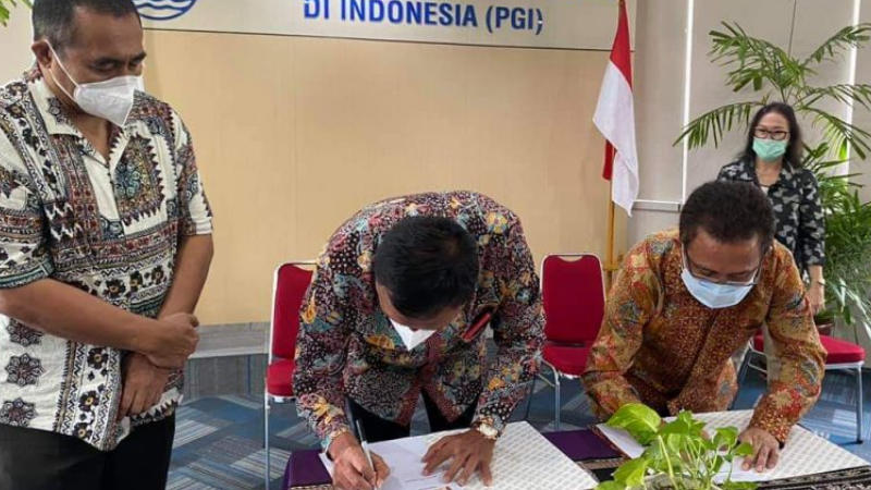 Begini Upaya Gubernur Olly Dondokambey Tingkatkan Ekonomi Warga Gereja