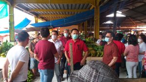 Sidak Pasar Beriman, Caroll-Wenny Temukan Beberapa Hal Ini