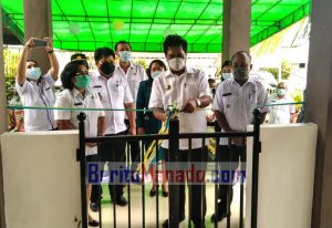 Gedung Posyandu dan Posbindu Apes Diresmikan, Bupati Jabes Gaghana Sebut Pelayanan Publik Sebagai Prioritas