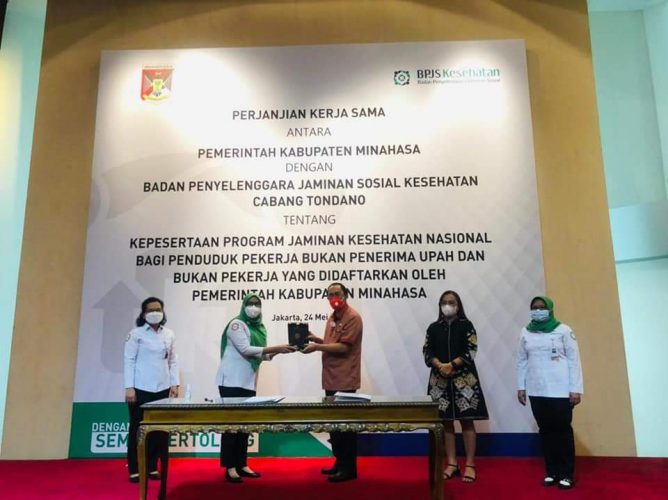 Royke Roring Teken Kerjasama Dengan BPJS 9 Royke Roring Teken Kerjasama Dengan BPJS