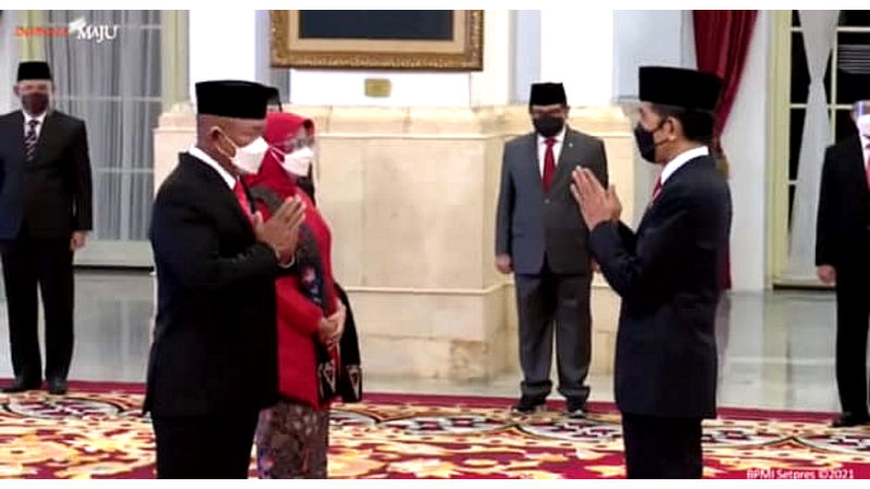 Mantan Pangdam XIII/Merdeka Ganip Warsito Dilantik Presiden Joko Widodo sebagai Kepala BNPB