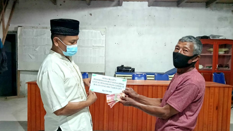 BLT Desa Ollot Satu Kembali Disalurkan