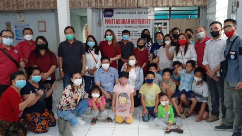 JIPS Baksos Ramadan, Bantu Lansia dan Anak Yatim di Tomohon