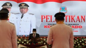 Gubernur Olly Dondokambey Minta Andrei Angouw – Richard Sualang Bersinergi Bangun Kota Manado