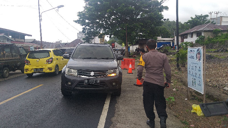 Tinjau Pos Pengamanan Lebaran di Tombariri, Kapolres Tomohon: Masih Kondusif