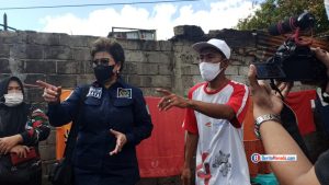 Senator Maya Rumantir Bantu Korban Kebakaran di Dendengan Luar