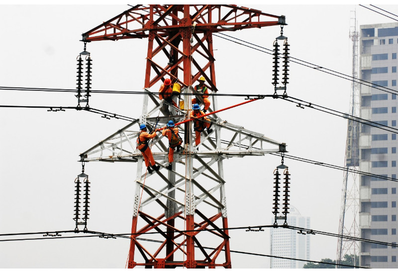 PLN Gencar Membangun Layanan Internet dan Infrastruktur Kendaraan Listrik