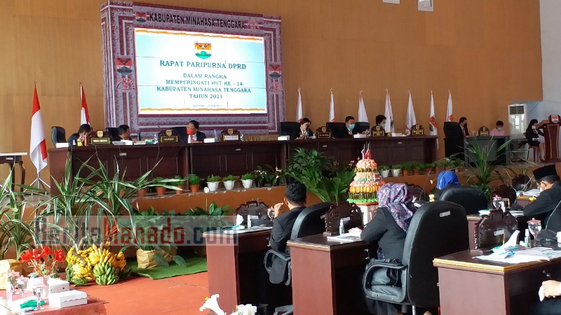 DPRD Gelar Paripurna Peringatan HUT ke-14 Mitra, Dihadiahi Kantor Paling Representatif