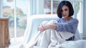 Yuni Shara Temani Anak Nonton Film Porno