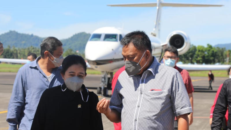 Puan Maharani Tiba di Manado, Disambut Langsung Gubernur Olly Dondokambey
