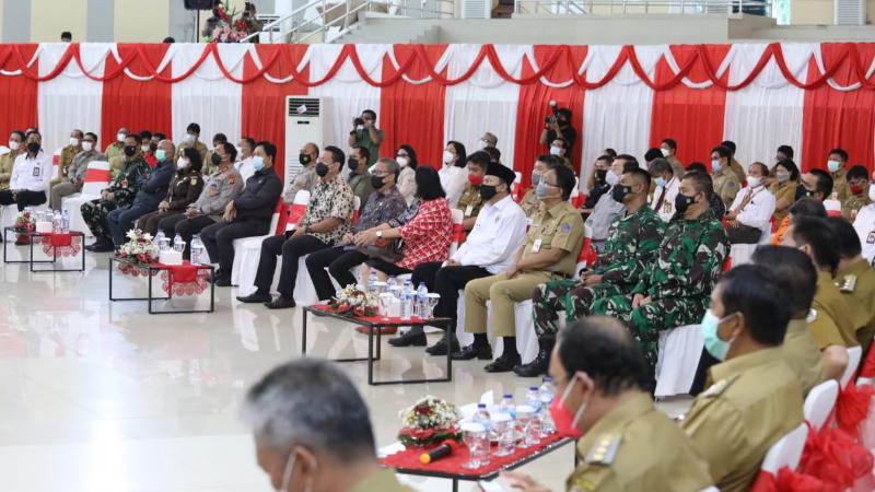 Puan Maharani Ingatkan Forkopimda se-Sulut untuk Jaga Stabilitas dan Pulihkan Ekonomi Warga 3 Puan Maharani Ingatkan Forkopimda se-Sulut untuk Jaga Stabilitas dan Pulihkan Ekonomi Warga