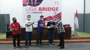 Liga Bridge Kota Tomohon, Ini Para Juara di Kompetisi Perdana
