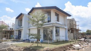 Pandemi Tak Surutkan Minat Beli Hunian “Holland Village Designer Homes Collection” di Manado