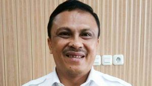 SEKKOT TOMOHON: Gubernur Olly Dondokambey Kirim Nama Edwin Roring ke Kemendagri