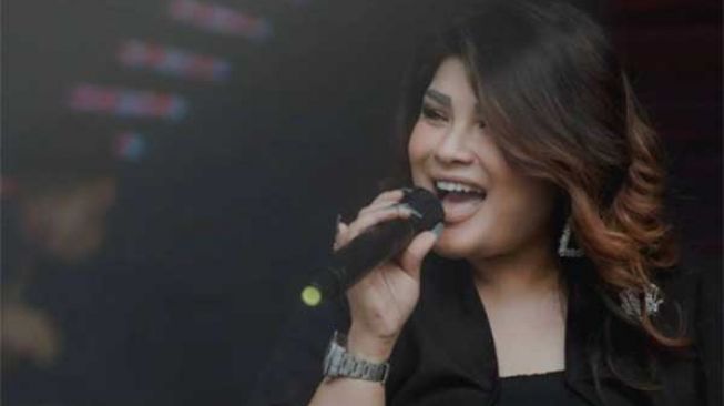 Profil Nania Idol: Pindah ke Kristen Usai Baca Alkitab dan Salat Tahajud