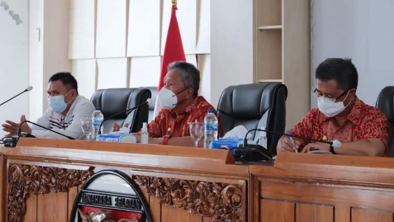 Pemkab Minsel Gelar Rapat Dengan Tim Hukum, Ini Yang Ditegaskan Franky Wongkar
