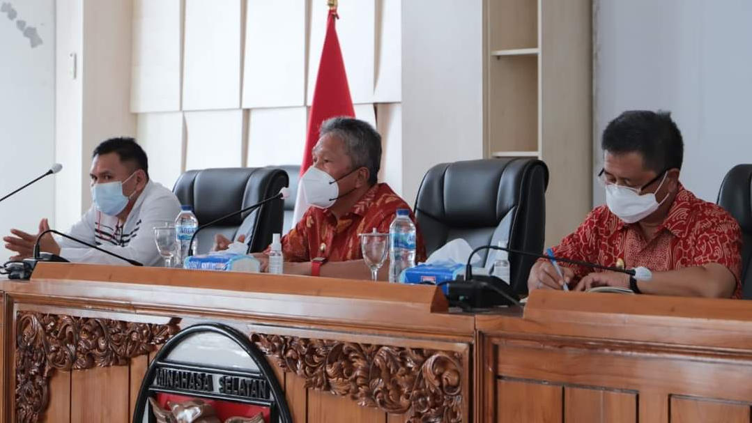 Pemkab Minsel Gelar Rapat Dengan Tim Hukum, Ini Yang Ditegaskan Franky Wongkar