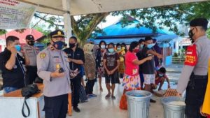 Sambut Hari Bhayangkara, Polsek Beo Gandeng Bulog Gelar Pasar Murah