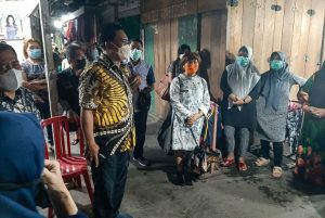 Tinjau Keadaan Pasar Trikora, Bupati Jabes Gaghana Sebut Agustus Mendatang Mulai Dimodernisasi