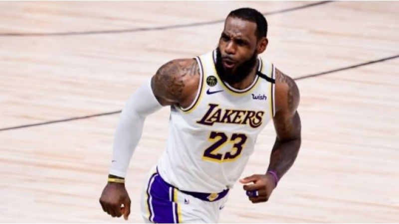 Punya Penghasilan 1 Miliar Dolar AS, LeBron Jadi Pebasket Terkaya di Dunia