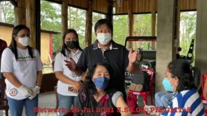 Seluruh Keluarganya Divaksin, James Sumendap: Jangan Percaya Hoaks, Mari Torang ba Vaksin