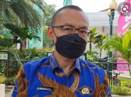 Karyawan dan Pengunjung Resto/Kafe dan Salon di DKI Jakarta Harus Bersertifikat Vaksin