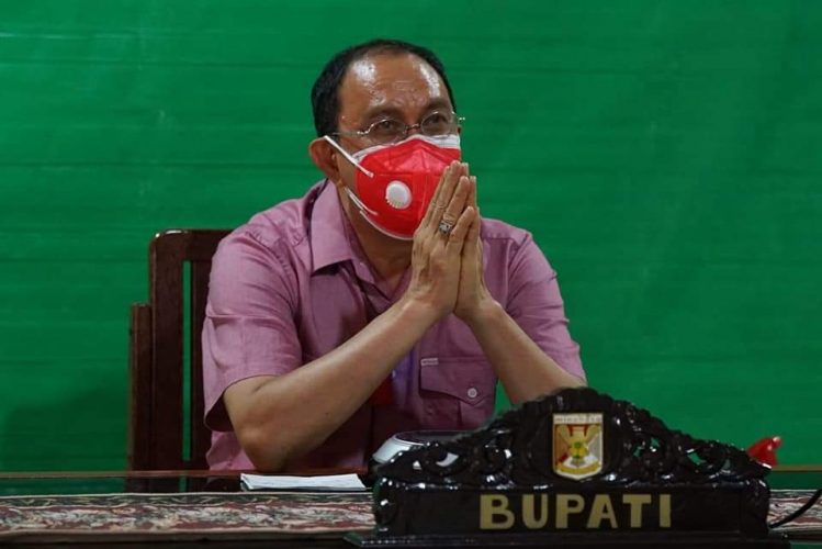 Pisah Sambut Kajari Minahasa Secara Daring, Royke Roring Beri Apresiasi 9 Pisah Sambut Kajari Minahasa Secara Daring, Royke Roring Beri Apresiasi