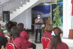 Diutus Caroll Senduk, Enos Pontororing Paparkan 7 Resiko Anak di Tengah Pandemi