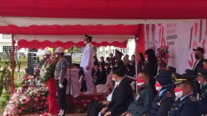 HUT ke-76 RI, Caroll Senduk Perdana Jadi Inspektur Upacara