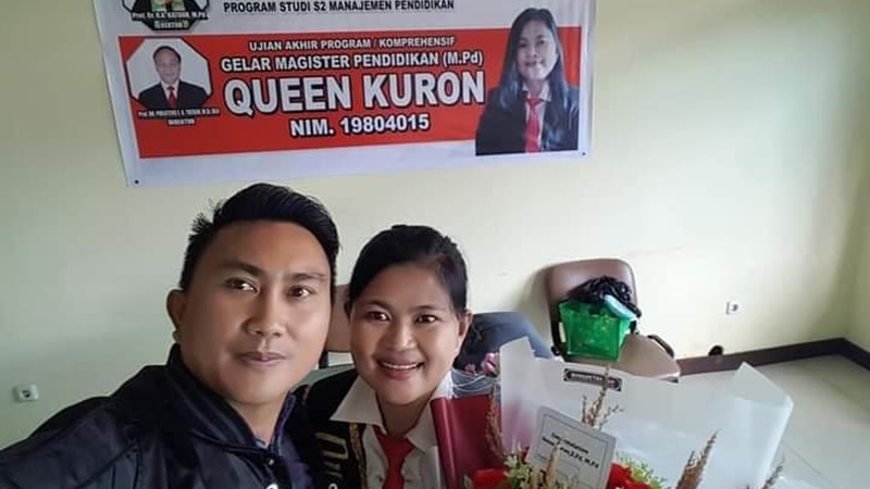 Wartawan Minahasa Ini Sukses Dampingi Istri Raih Gelar Magister Pendidikan