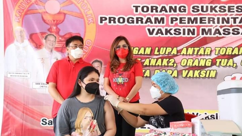 Andrei Angouw Ingin Pastikan Vaksinasi Manado Berjalan Baik