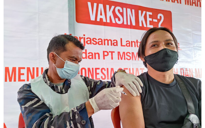 Didukung PT MSM, TNI AL Gelar Vaksinasi Untuk Masyarakat Pesisir