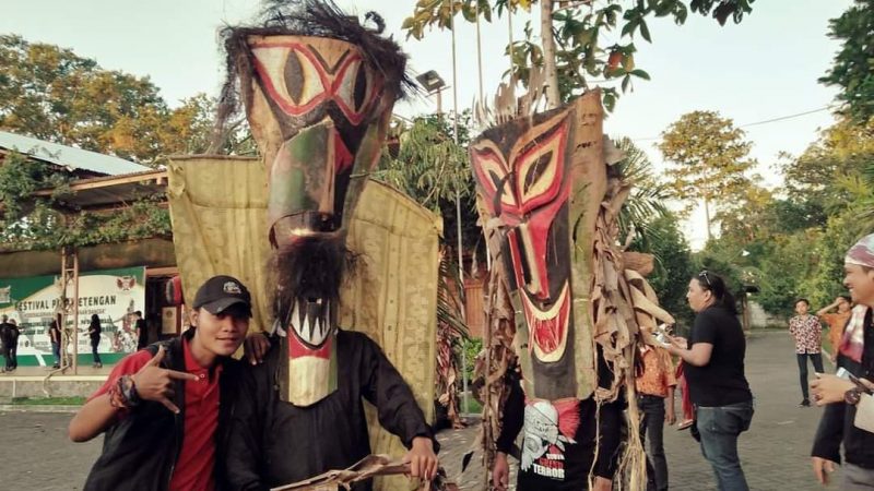 Wisata Minsel: Poopo Jadikan Wolay Tradisi Budaya 8 Wisata Minsel: Poopo Jadikan Wolay Tradisi Budaya