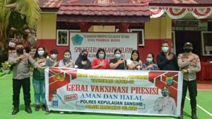 Sasar Pelajar, Polres Sangihe Gelar Vaksinasi di SMK Negeri 1 Manganitu Selatan