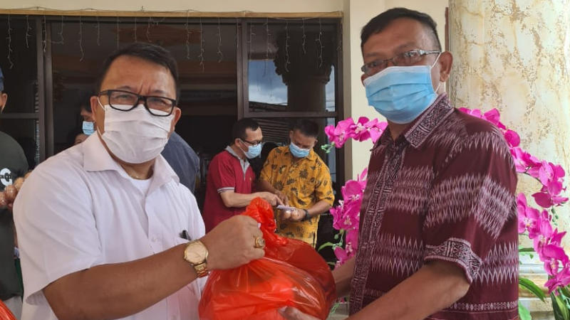 GMIM Zaitun Mahakeret Manado Berdiakonia dengan 236 KK Anggota Jemaat