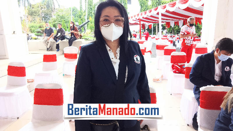Diharapkan Raih Medali di PON, Lily Walandha Semangati Atlet Muaythai Sulut