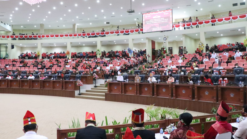 Paripurna HUT ke-57 Sulut Sarat Nuansa Adat 4 Paripurna HUT ke-57 Sulut Sarat Nuansa Adat