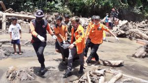 Tim SAR Gabungan Temukan Jenazah Tanpa Identitas, Diduga Korban Banjir Bandang Mitra