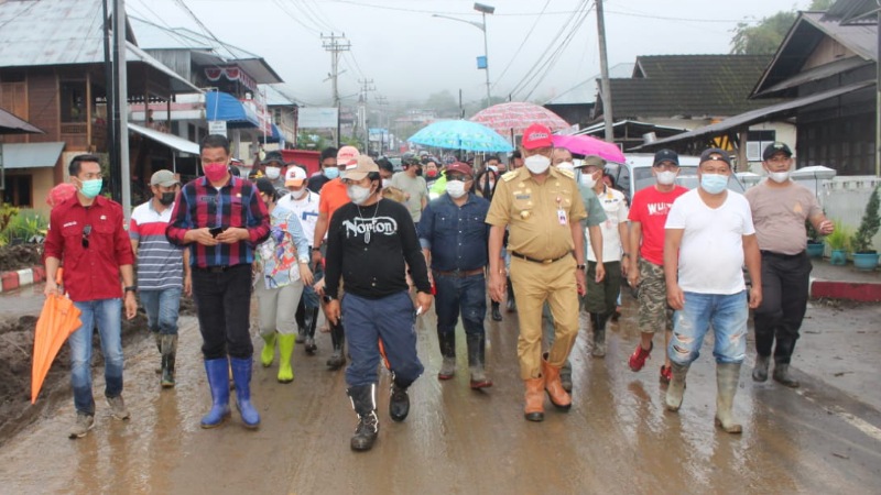 Pemulihan Pasca Bencana Mitra Digenjot, Akses Masuk Keluar Gunung Potong Ditutup