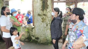 Pantau Dampak Banjir di Mitra, Djein Rende Berempati Bantu Korban Bencana