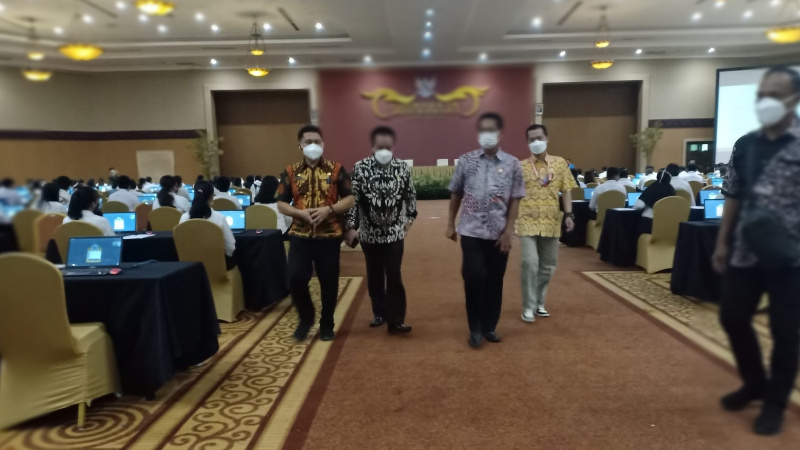 Ratusan Pemuda Bitung Adu Nasib di Tes CPNS 2021